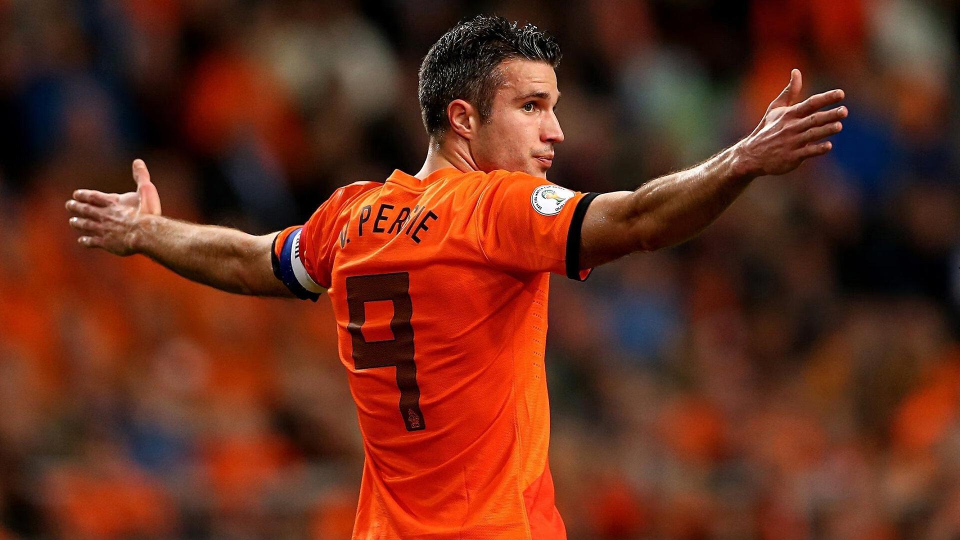 金球奖风云突变，罗德里领衔19人从巅峰滑落，2025年荣誉之路为何戛然而止？